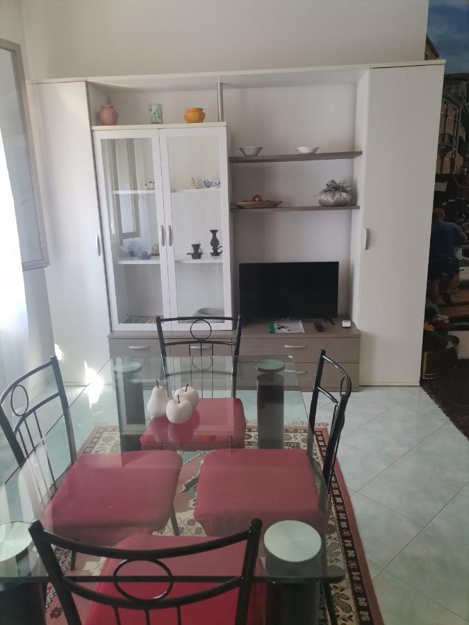 Ferienwohnung Zsuzsa Lak Mestre Exterior foto