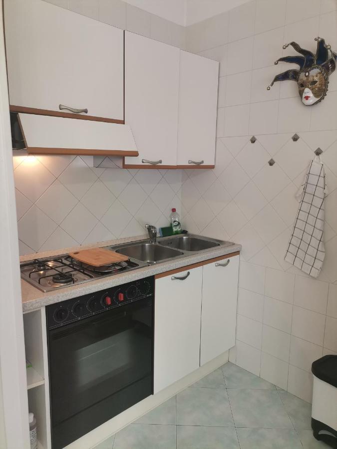 Ferienwohnung Zsuzsa Lak Mestre Exterior foto